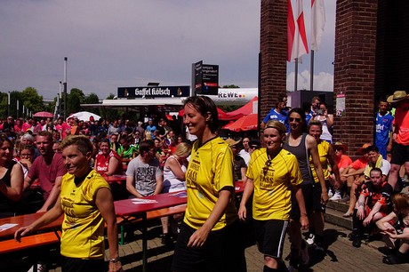 Com Together Cup